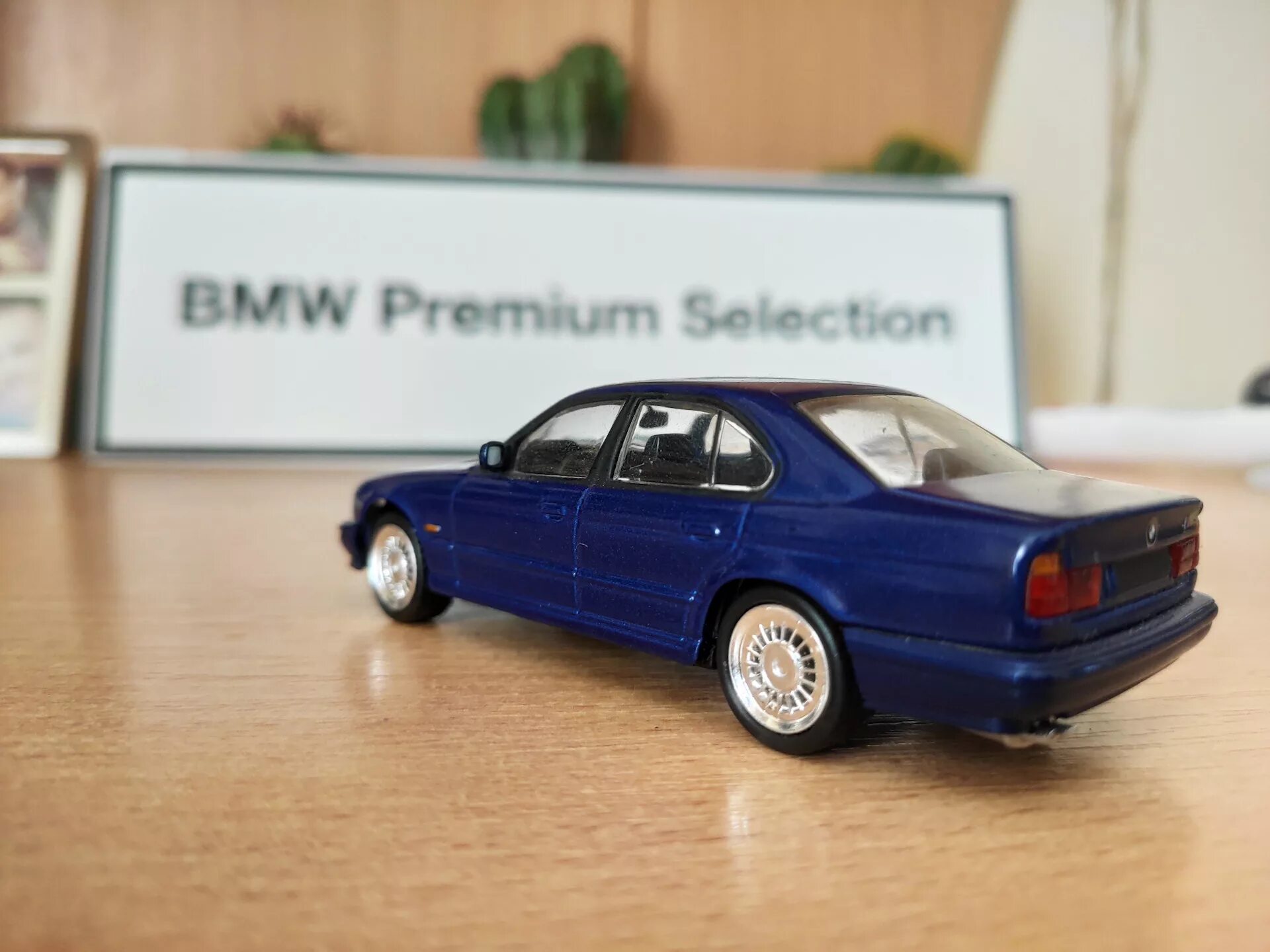 BMW e34 моделька. Сборная модель БМВ е34. БМВ е34 моделька 20000. БМВ е34 моделька игрушка. Модель е34