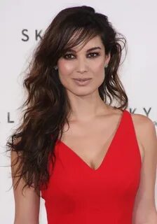 Беренис Марло теледидарда жалаңаш