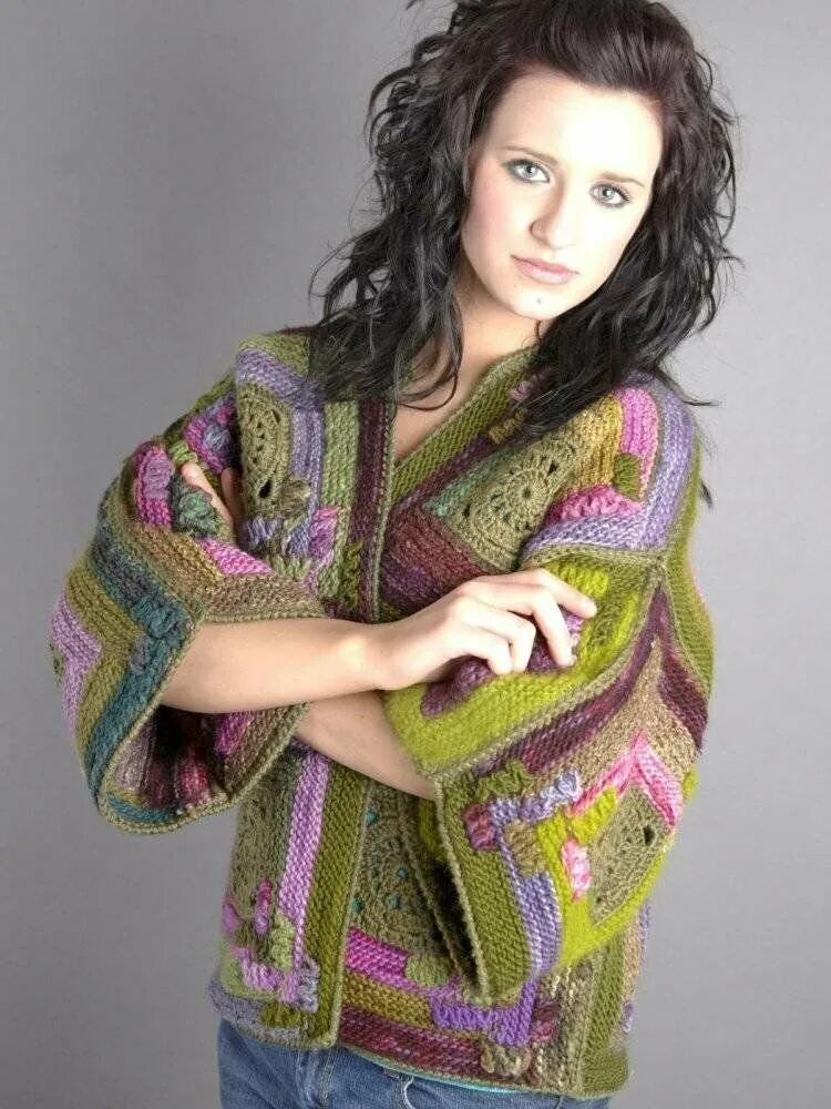 Оригинальные вязаные свитера. Оригинальный свитер. Необычные свитера женские. Оригинальные вязаные кофты. Креативные вязаные безрукавки.