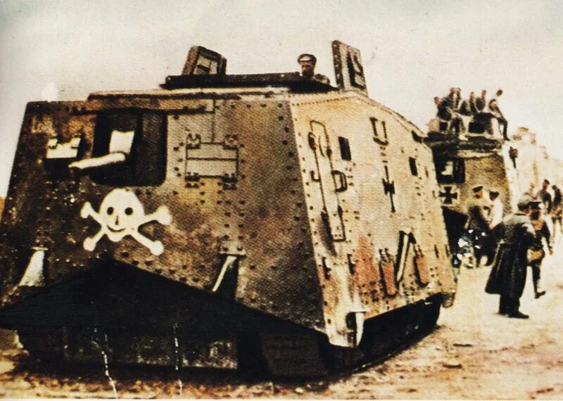 Немецкий танк а7v. Немецкие танки первой мировой войны. Sturmpanzerwagen a7v танк. Танк первой мировой a7v. Первые танки германии