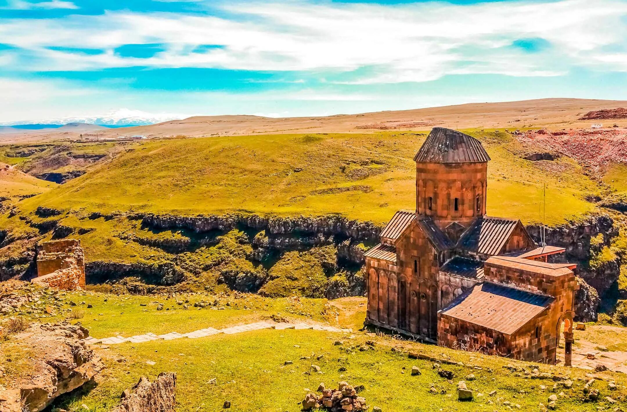 Сток карс. Город Ани Армения. Город Ани в Турции. Ани город 1001 церкви. Карс Церковь.