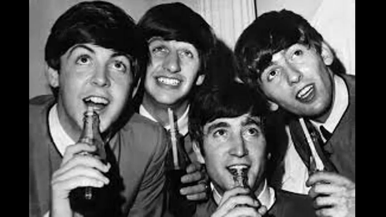 Молчаливый из битлз 5. Группа the beatles. битломания группа битлз. группа the beatles 60х. битлз в молодости.