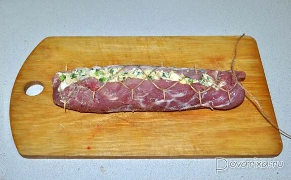 Свиная вырезка запеченная. Вяленая свиная вырезка. Мариновать свиную вырезку. Маринованное мясо. Свинина smoke.