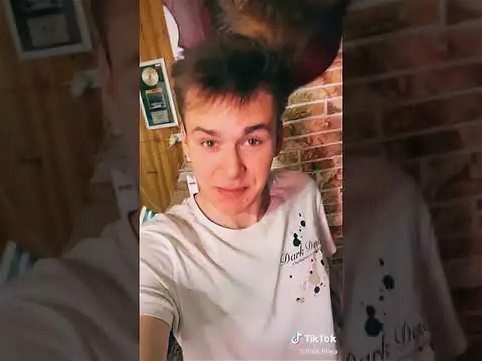 Aleks ataman ой подзабыли. Aleks ataman ой подзабыли. Мама алекса атамана. Девочка бандитка алекс атаман. Финик певец и алекс атаман.