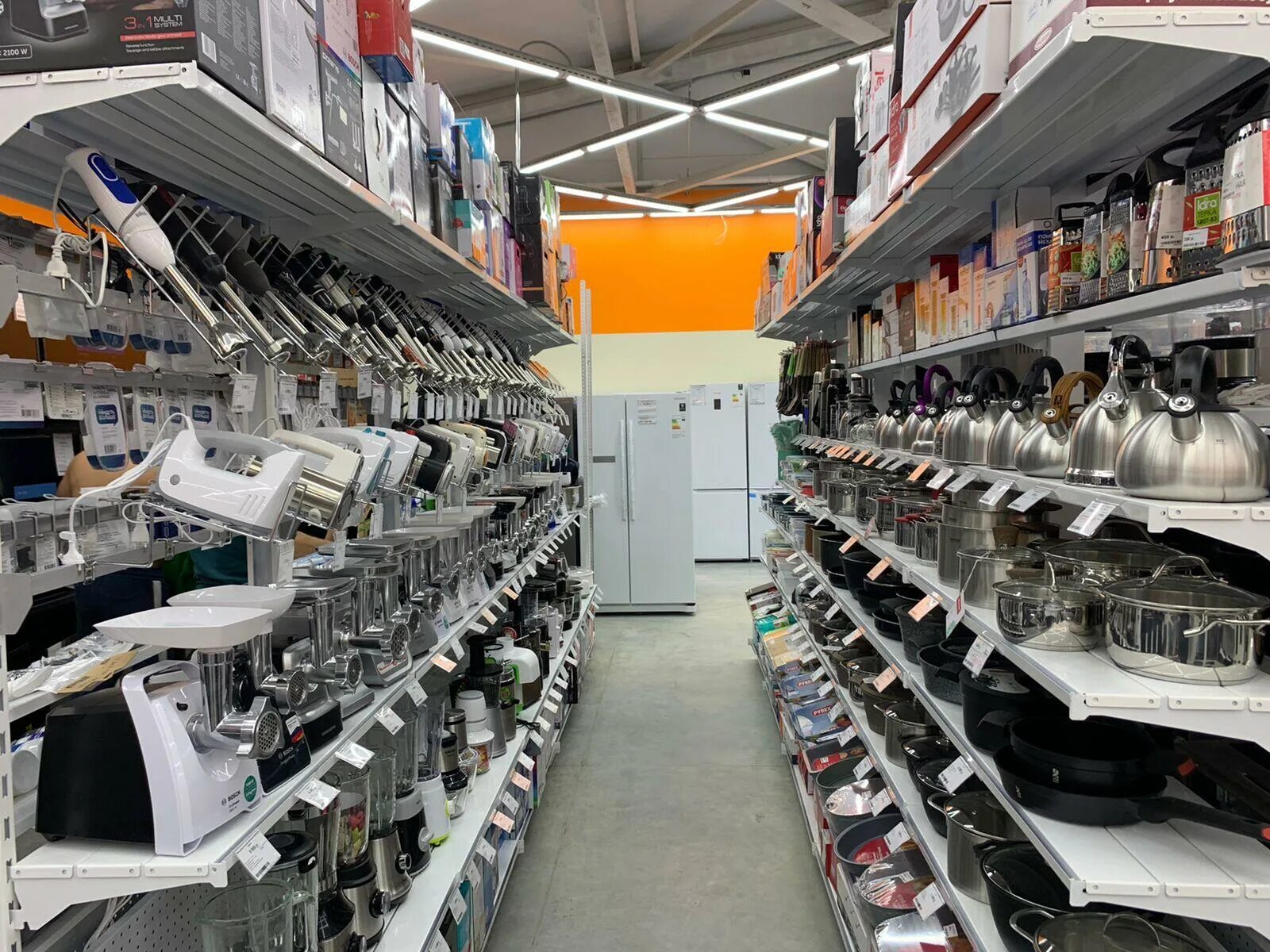 магазин frimis в кирове. музей истории шоколада криолло киров. Lavia киров. оао весна киров. музей криолло киров.