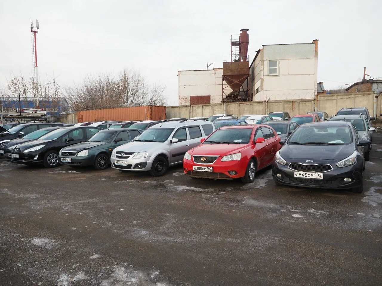 Авто г уфе. Авторынок алькор уфа. автомобили с пробегом. машины с пробегом в автосалонах. автосалон подержанных автомобилей.
