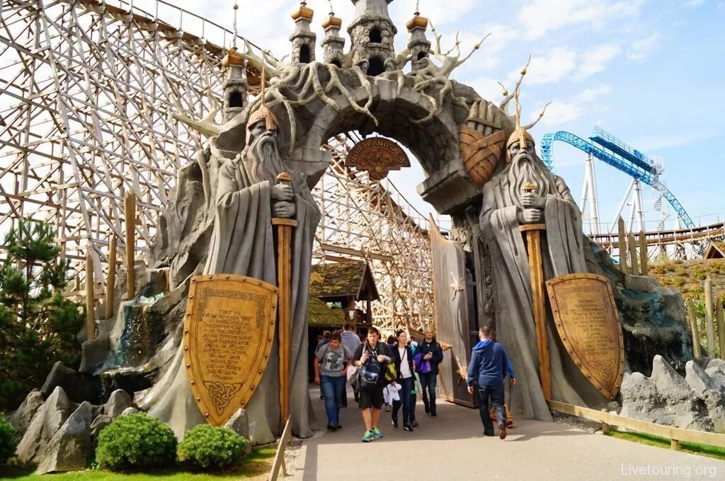 Европейский развлечения. Парк аттракционов Europa Park в Германии. Баден Баден Европа-парк. Европа парк в городе Руст. Европарк Германия аттракционы.