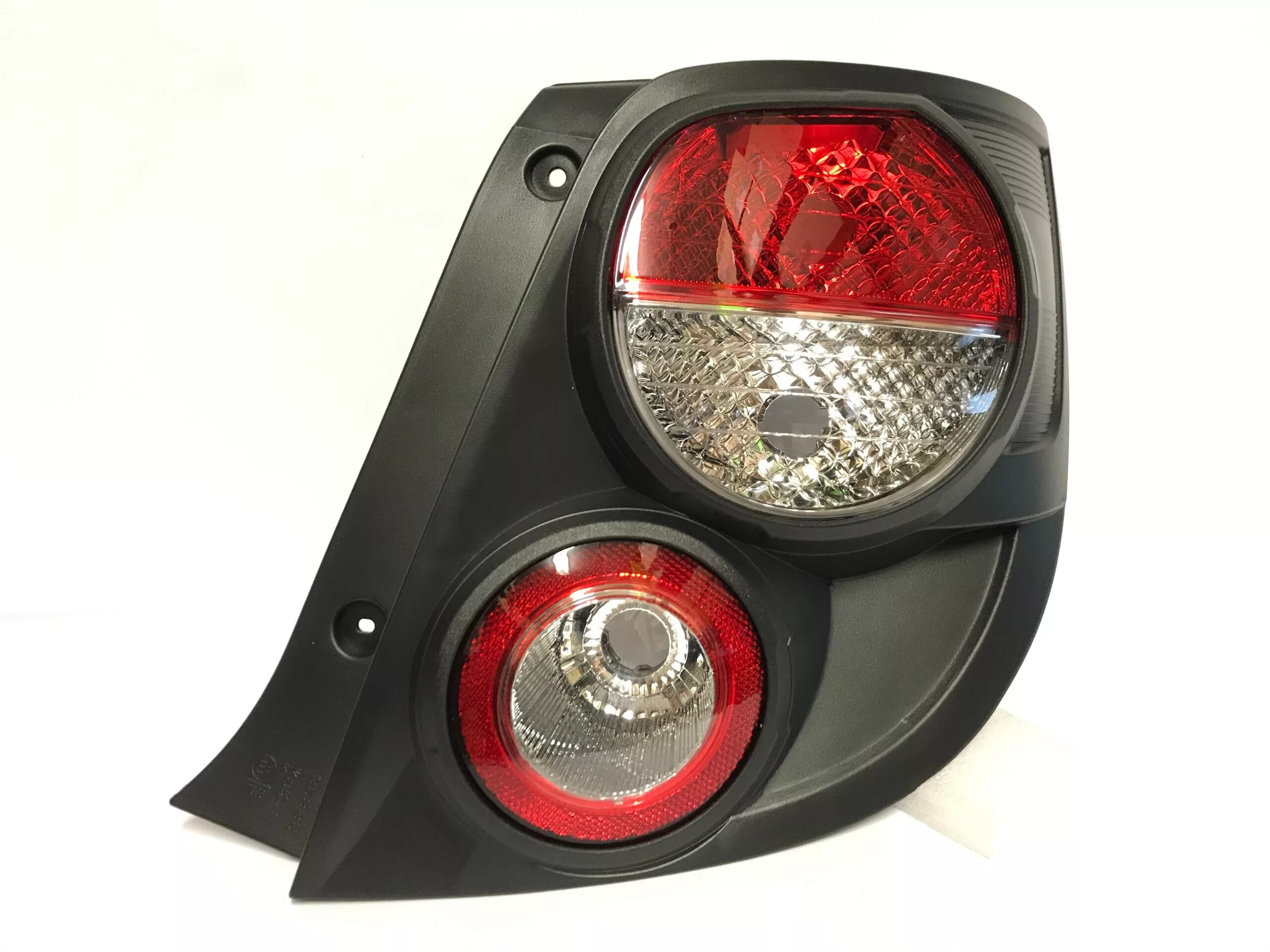 Шевроле авео т300 задние стоп сигналы. Фонарь задний левый авео т300 седан. Лампа стоп сигнала авео т300. Авео задний. Авео задний.