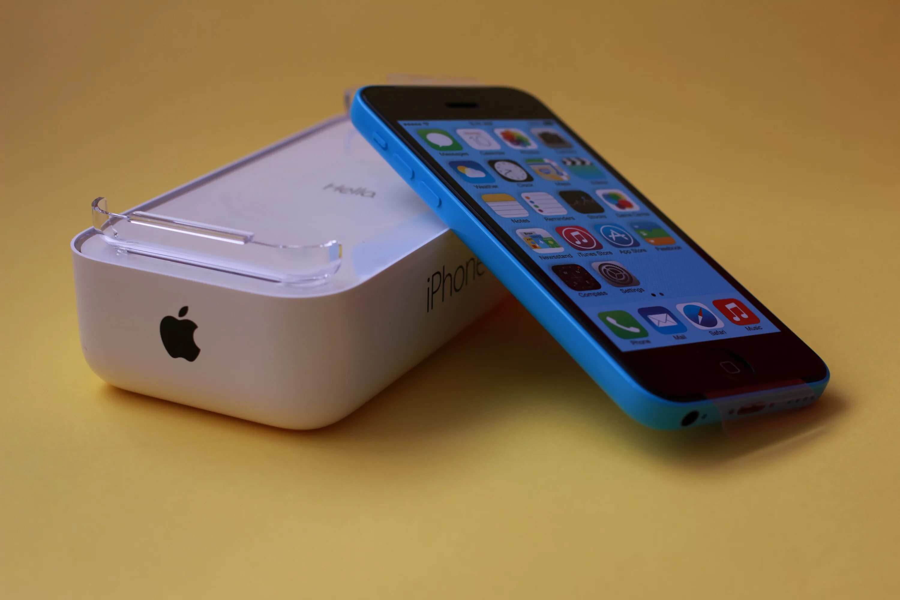 Iphone 5 2. Apple 5c. Apple iphone 5. Айфон 5c. Iphone 5c Blue.