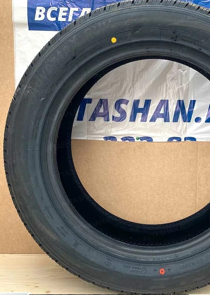 Triangle advantex suv отзывы владельцев. Triangle 235/65r18 106h advantex suv tr259. 255 60 r18 на авто. triangle 259 отзывы.