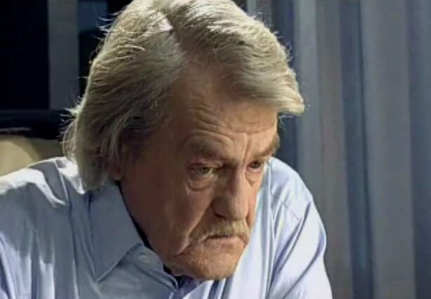 Кто играет главную роль в сериале кулагин Кулагины