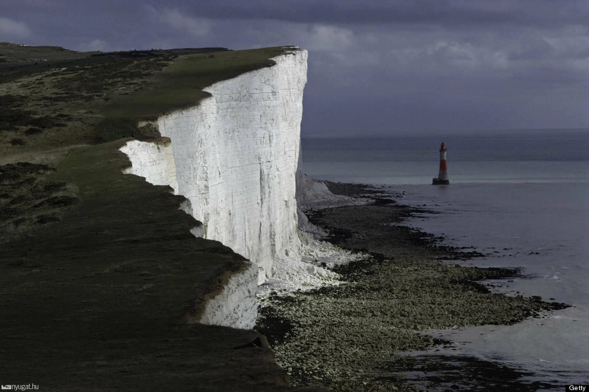 Белая британия. Белые скалы Дувра в Англии. Дувр White Cliffs. Белые клифы Дувра Кент Англия. Боскарбенские скалы Англия.