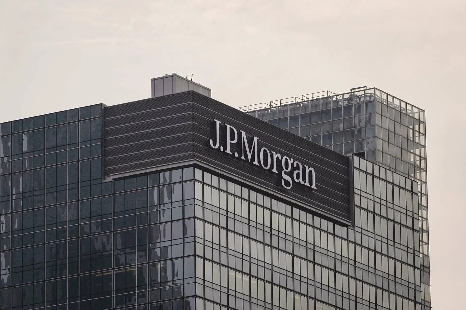 Морган интернешнл. Jpmorgan chase в нью-йорке. jp morgan chase. морган чейз банк. нью-йорк здание jpmorgan chase &amp; co.