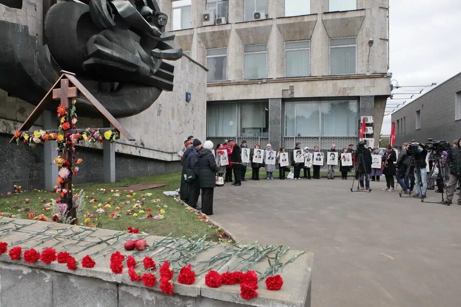 Штурм Останкино 1993. Москва 1993 год 3 октября штурм Останкино.