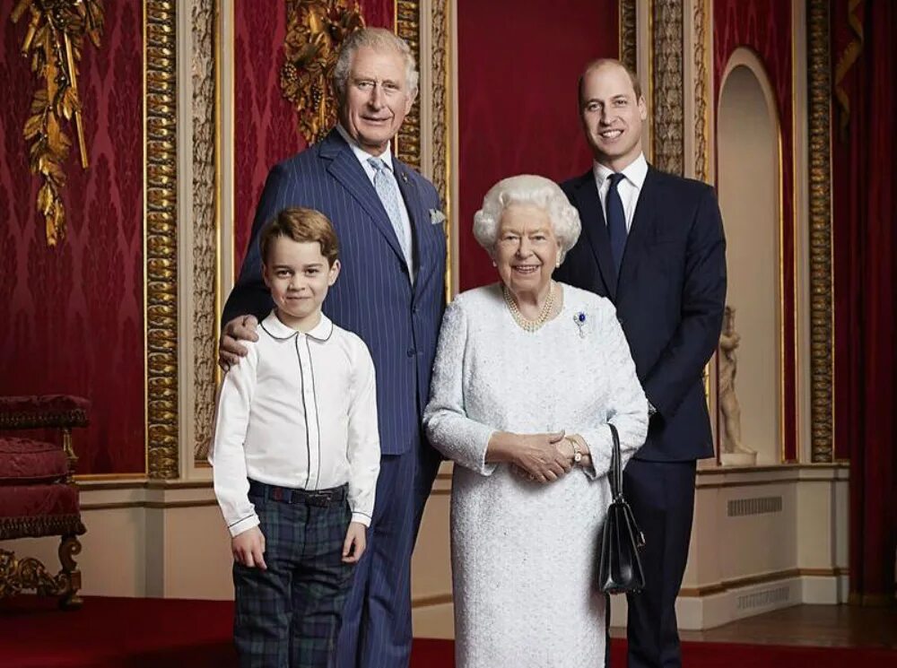 Prince Louis covers ears during fly-past - YouTube