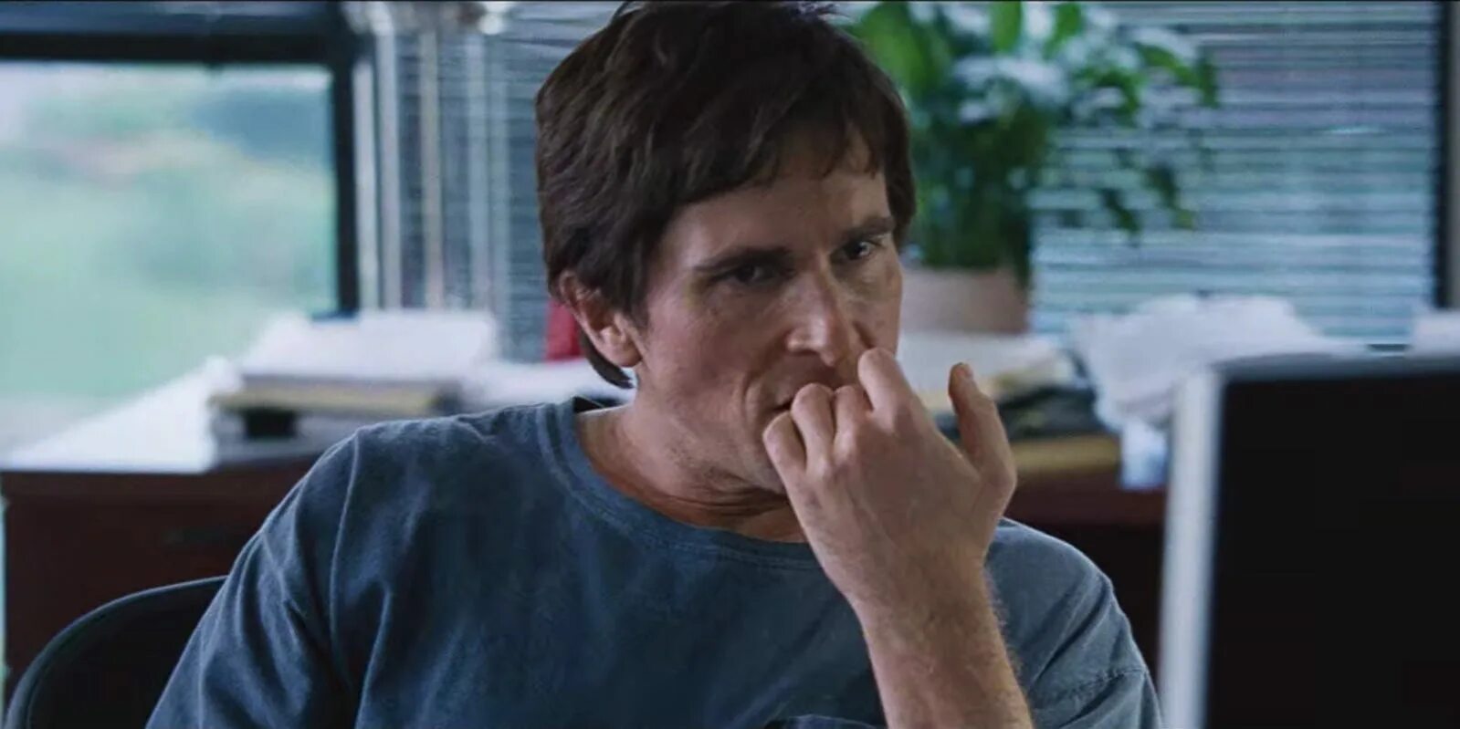 Бьюри фо песня. Кристиан бейл игра на понижение. Christian bale игра на понижение. Бьюри фо песня. Кристиан бейл big short.