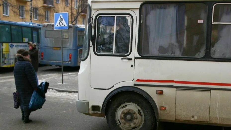 88 маршрут воронеж. Автобус 91 Воронеж. Больница 8 Машмет Воронеж. Автобус восьмёрка Воронеж. Остановка больница Воронеж.