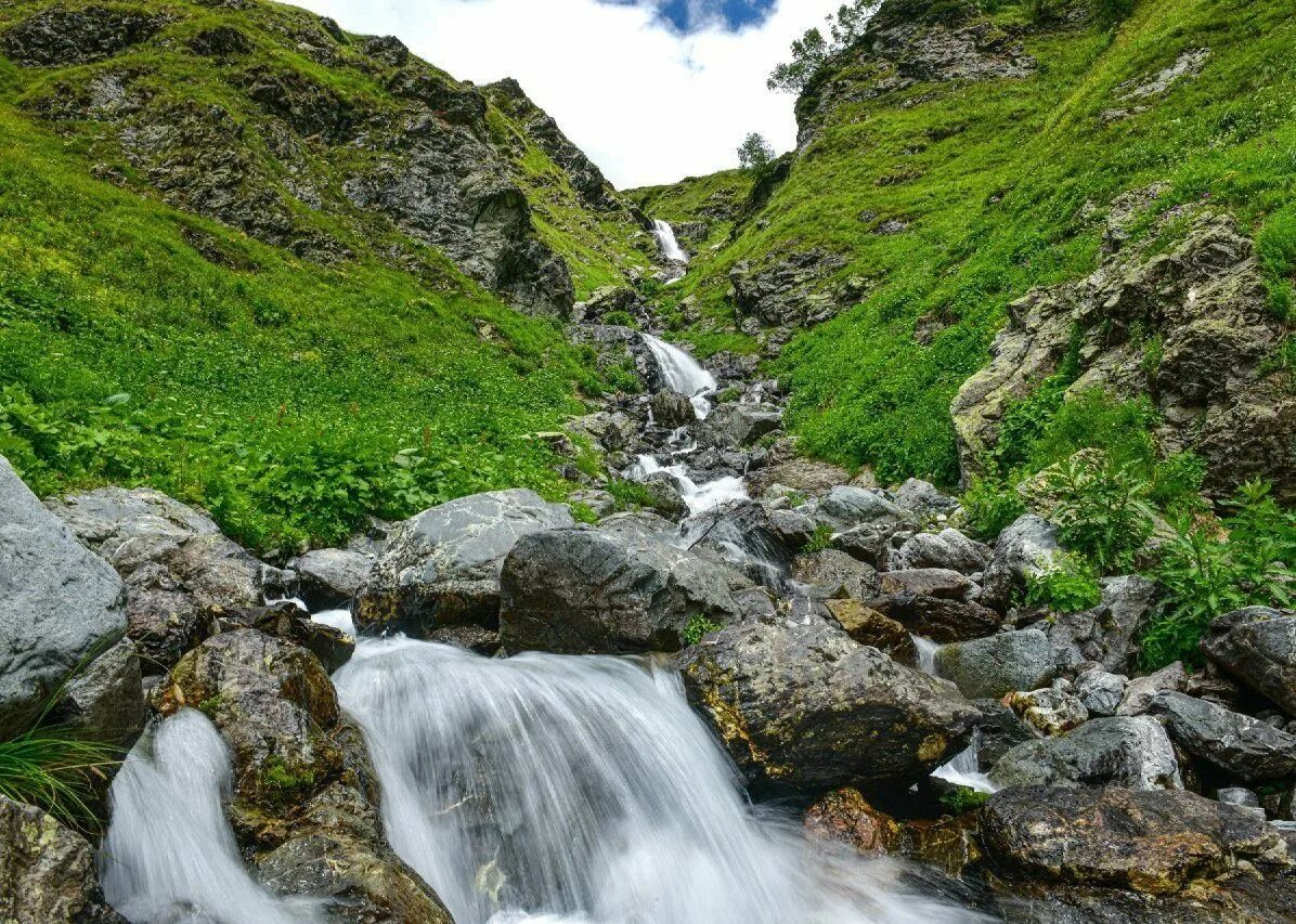 Ауадхара Абхазия. Гора Ауадхара в Абхазии. Минеральная вода Абхазии Ауадхара. Ауадхара мельница Абхазия.