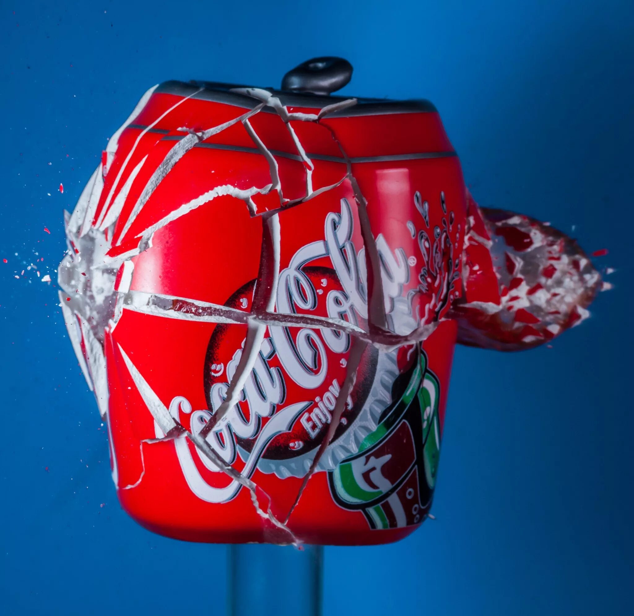 РФС Кока кола. Кока кола 2018. Кока колы вещи. Мяч Coca Cola.