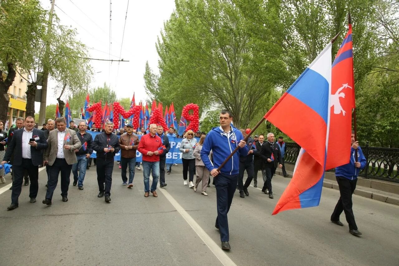 Новости по волгоградской. Сегодняшние новости волгоград 24. Интервью ансамбля срм вести волгоград. Волгоград трв вести. Сегодняшние новости волгоград 24.