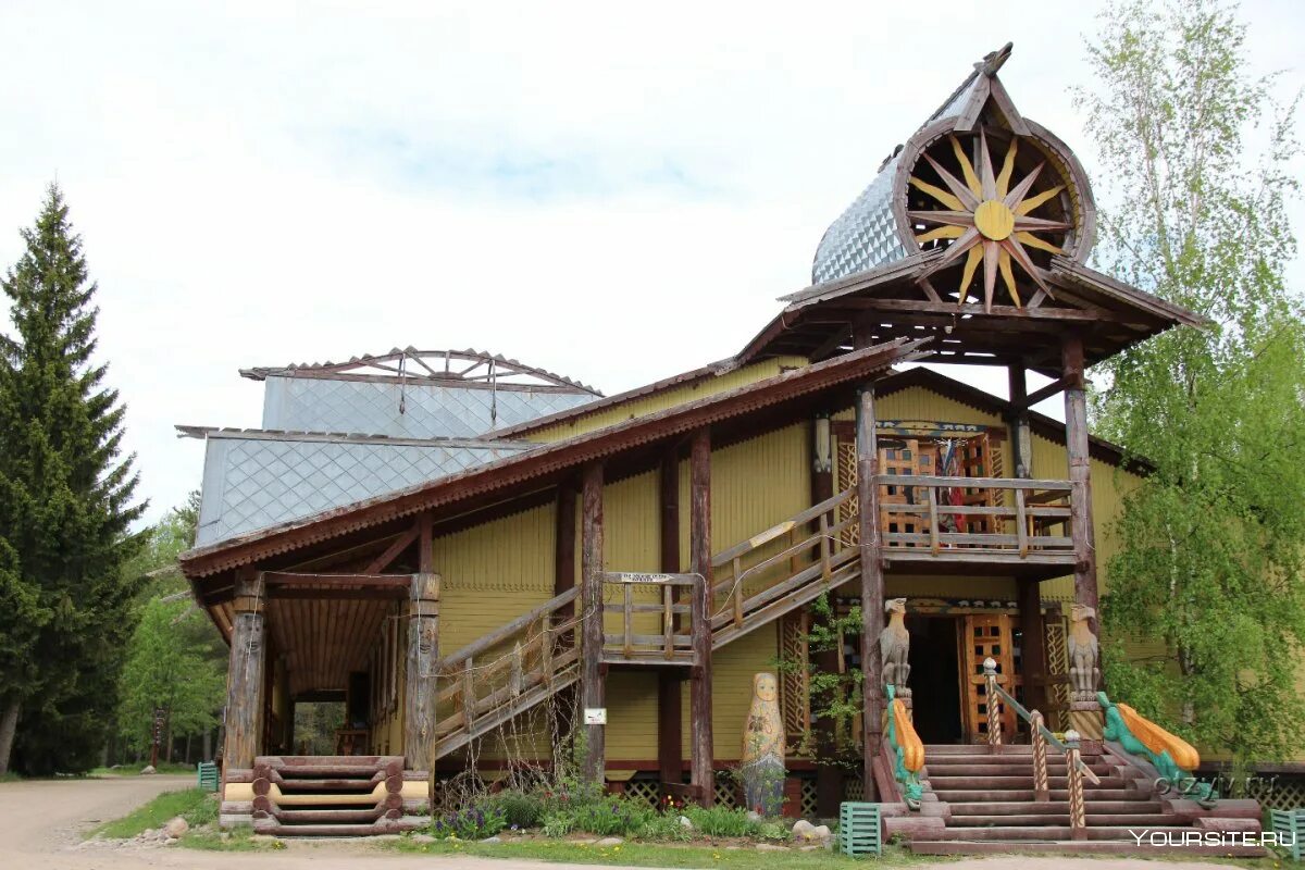 Верхние мандроги туристическая деревня зимой. Нижние мандроги. Свирь деревня мандроги. Мандроги деревня. Деревня мандроги ленинградская.