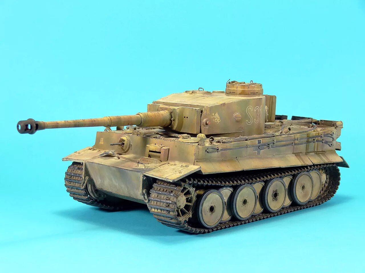 Тигр звезда. Танк тигр звезда 135. танк тигр модель 1 35 звезда. модель танка тигр 1 35. модель тигра 1 135 звезда.