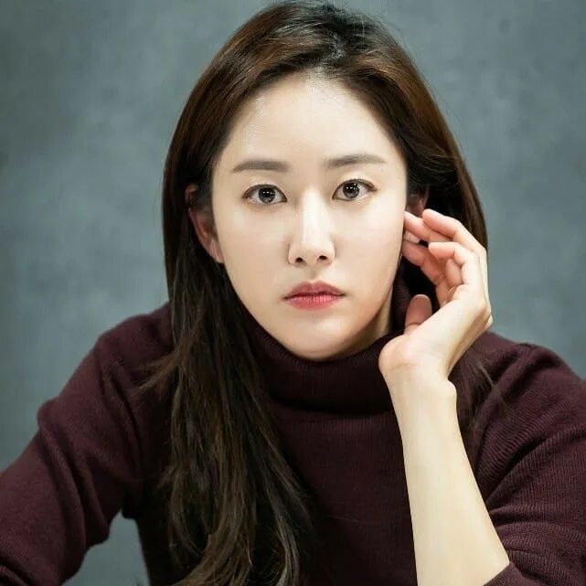 Известная азиатская модель. Lee young-jin (actress). Vogue япония. Si bin. Чжан бинь бинь дорамы.
