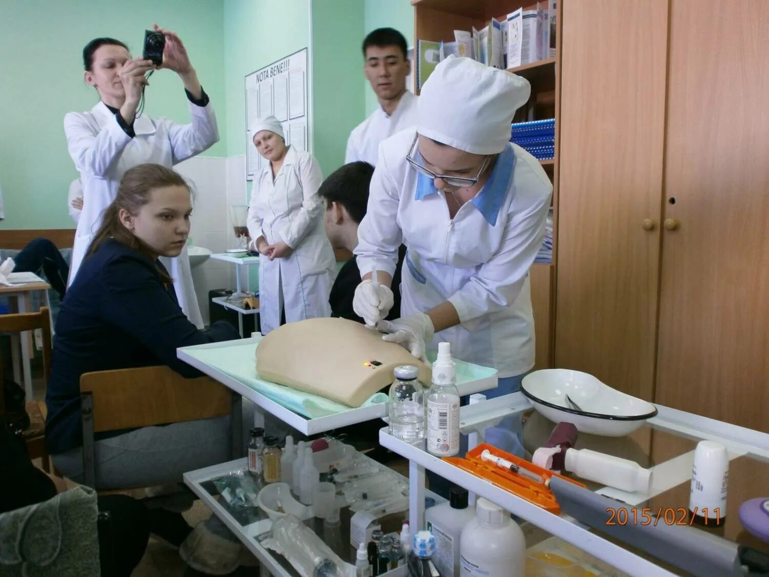 Есть медицинский колледж 9 классу. Учеба в мед колледже. мед техникум. предметы в мед колледже. мкт колледж.