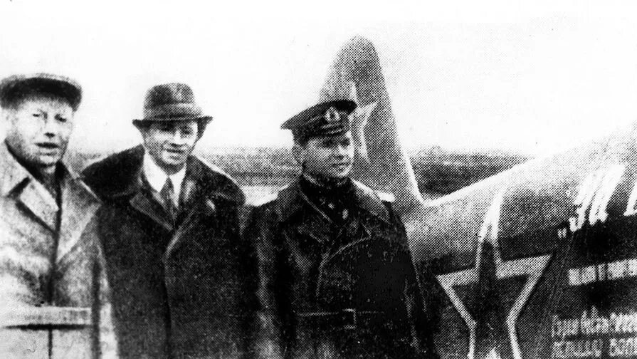 Вольф мессинг. Вольф мессинг молодой. Самолет вольфа мессинга. Вольф мессинг самолет. Вольф мессинг самолет.