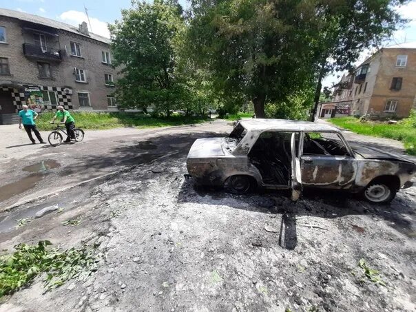 Центр макеевки обстрел. Обстрел макеевки сегодня. Макеевка разрушения. Макеевка донецкой. Макеевка фото города.