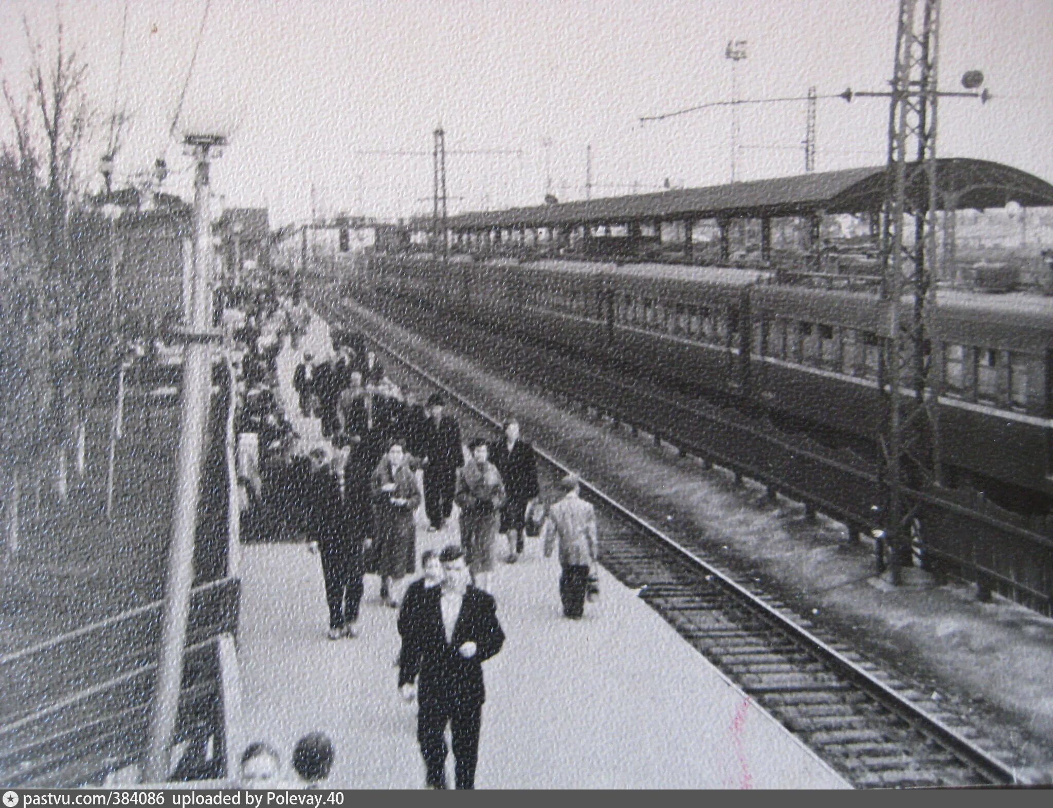 Тайнинская ярославский вокзал. Станция Лосиноостровская 1960. Лосиноостровская станция ретро. Станция Лосиноостровская Москва. Станция Лосиноостровская 1980-е.