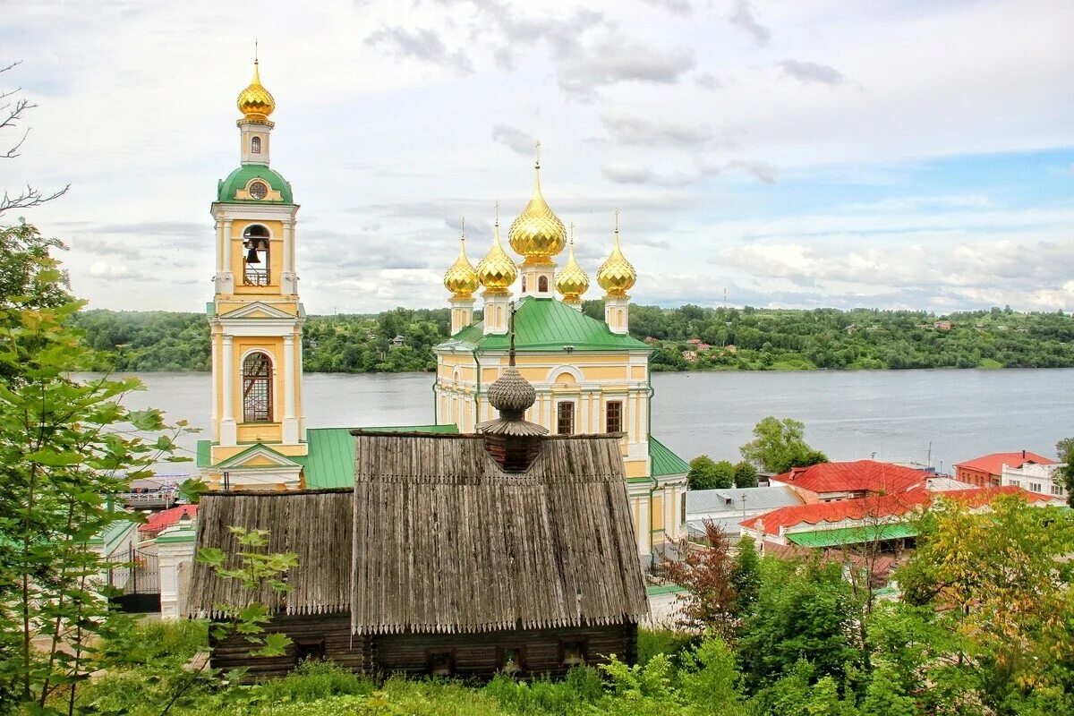 Плес Кострома. Плёс Ивановская область достопримечательности. Островский путешествие по Волге. Художественные промыслы Ивановского края плёс.