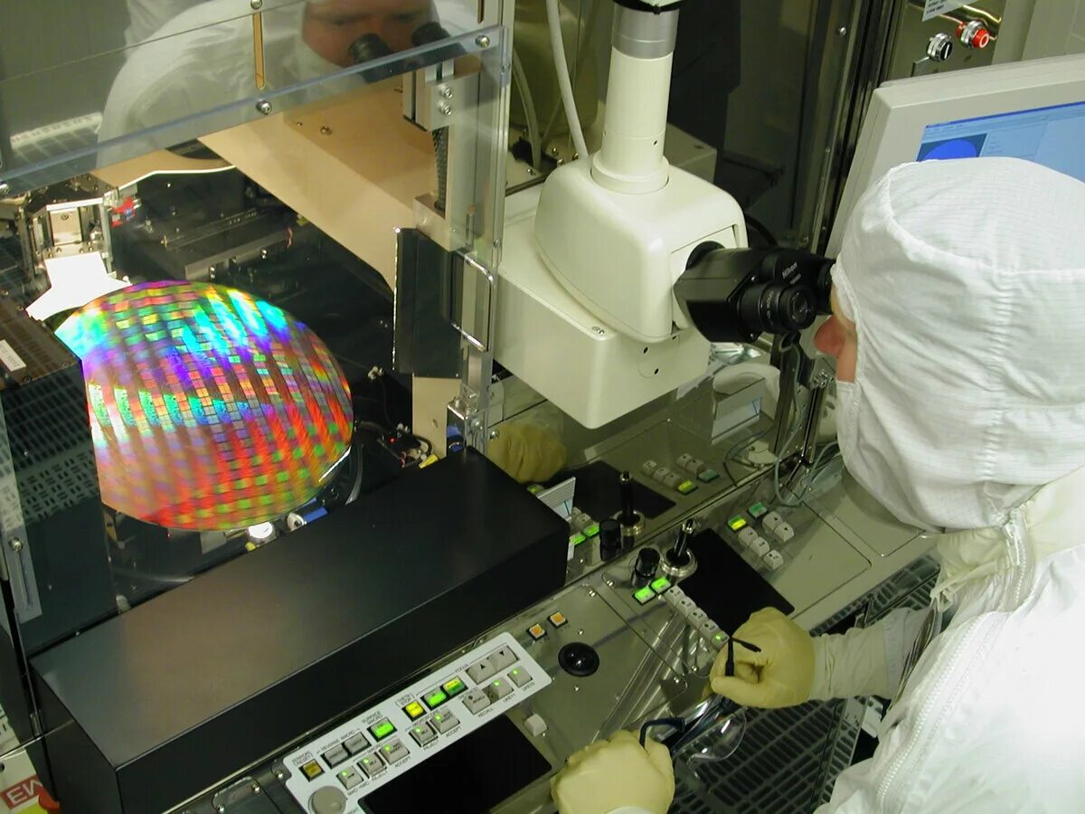 Пластина кремния tsmc. Полупроводники tsmc продукция. Производство чипов tsmc. Кремниевые технологии. Производитель чипов tsmc.