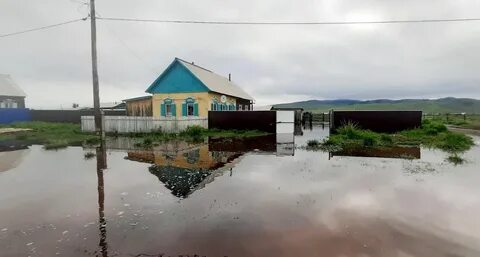 Заливай там
