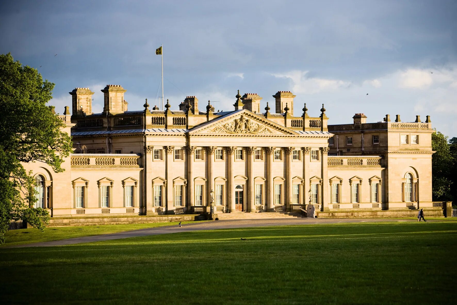 Англия Харвуд-Хаус. Харвуд Хаус поместье. Дворец Хэрвуд (Harewood House),. Палладианство в Англии.