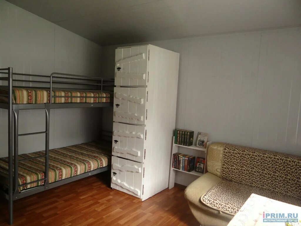 Общежитие в питере. Хостел 500 руб. Хостел на 10 человек. Фото комнат хостела. Хостел 300 рублей в сутки.