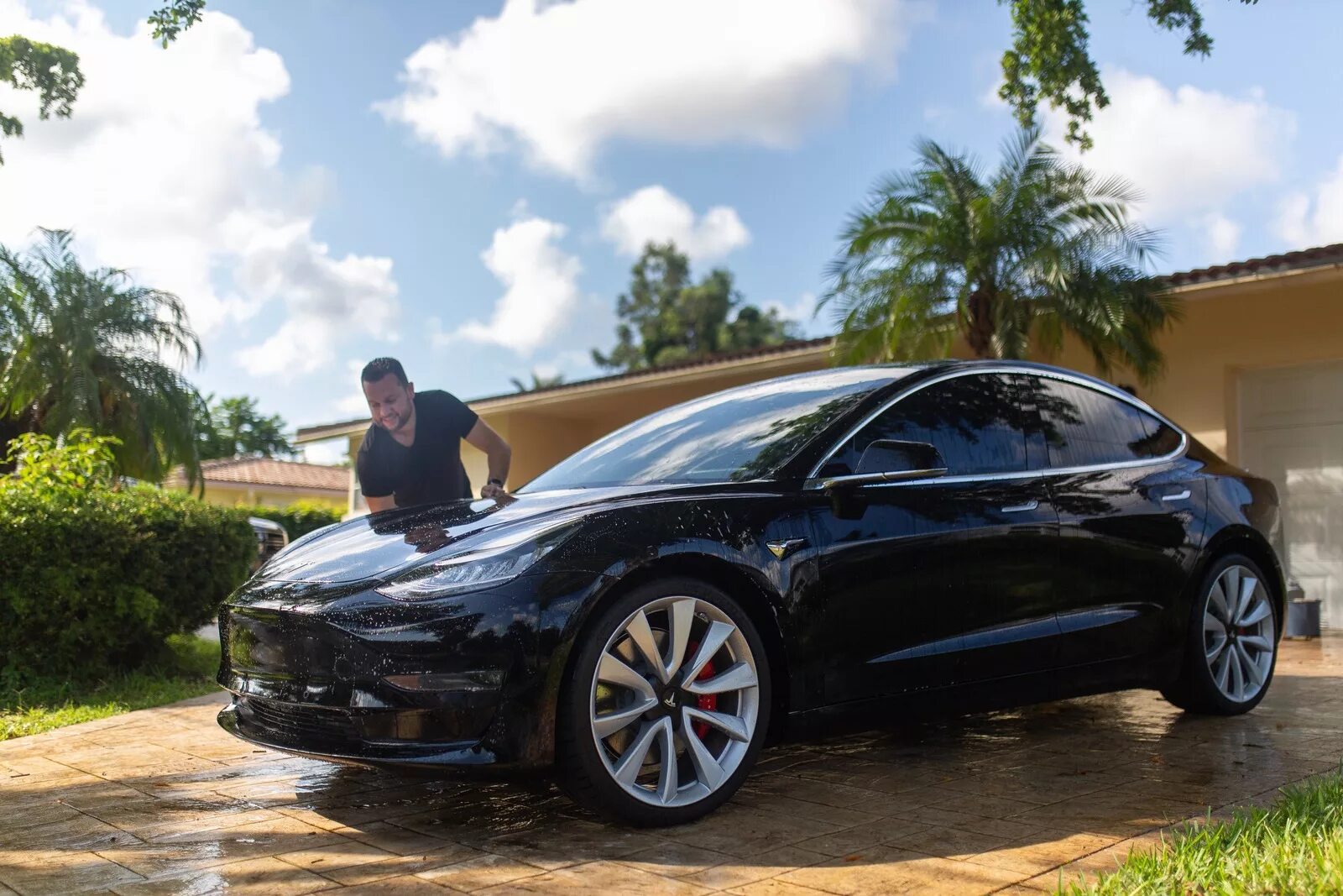 Tesla performance. Tesla model 3 Performance. Тесла модель 3 перфоманс 2019. Tesla model 3 Black. Tesla model 3 Performance черная.