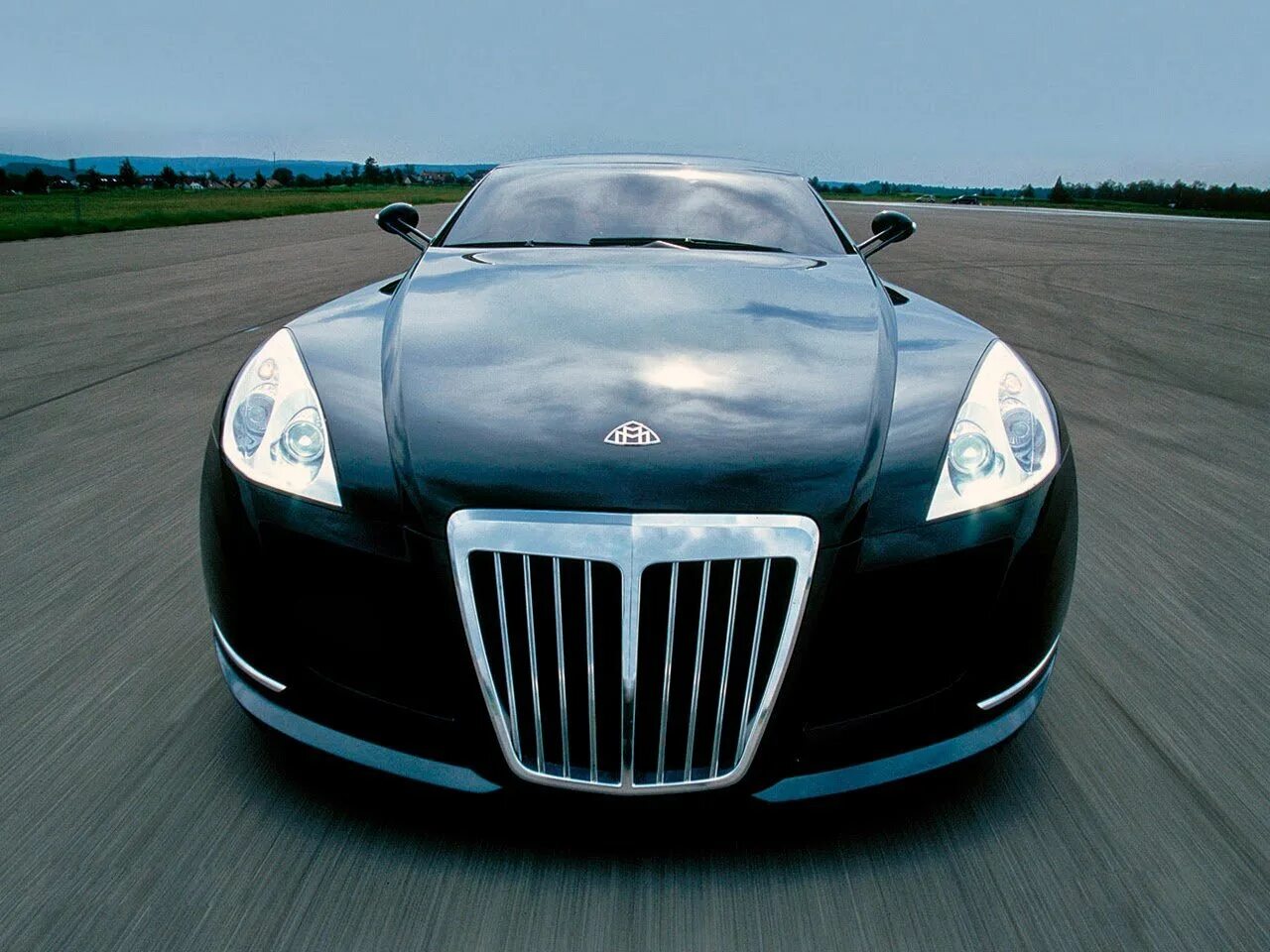 1 название машины. Maybach Exelero. Maybach Exelero 2005. Майбах Exelero. Машина Maybach Exelero.