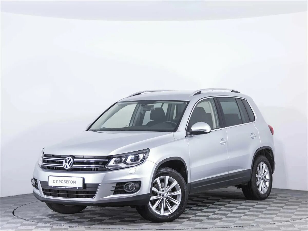 Купить фольксваген тигуан 2012 год. VW Tiguan 2012. Volkswagen Тигуан 2012. Tiguan 2012 2.0. Тигуан Фольксваген 2012г.