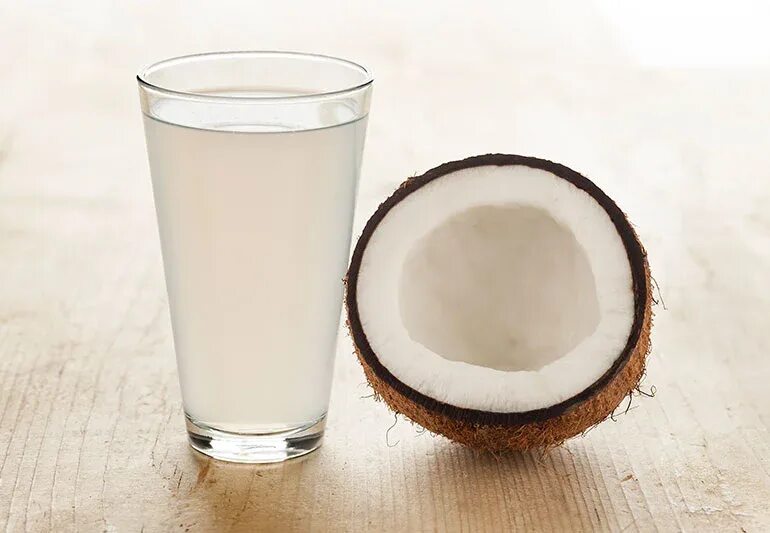 Кокосовая вода фото Is Coconut Water Good for You