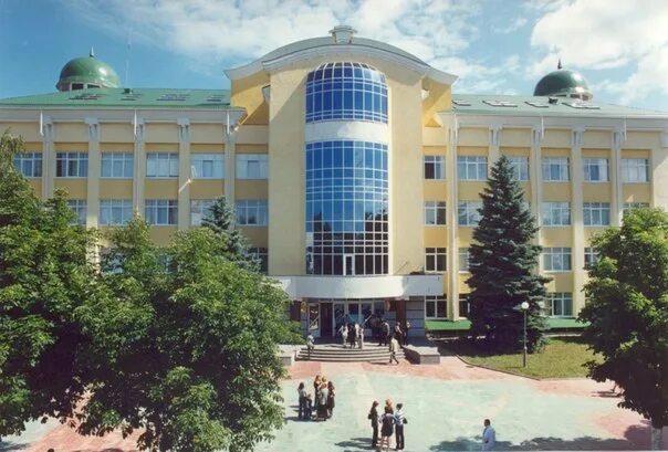 Майкопский университет факультеты. Адыгейский государственный университет в адыгеи. агу майкоп. майкоп универ агу. главный корпус агу майкоп.