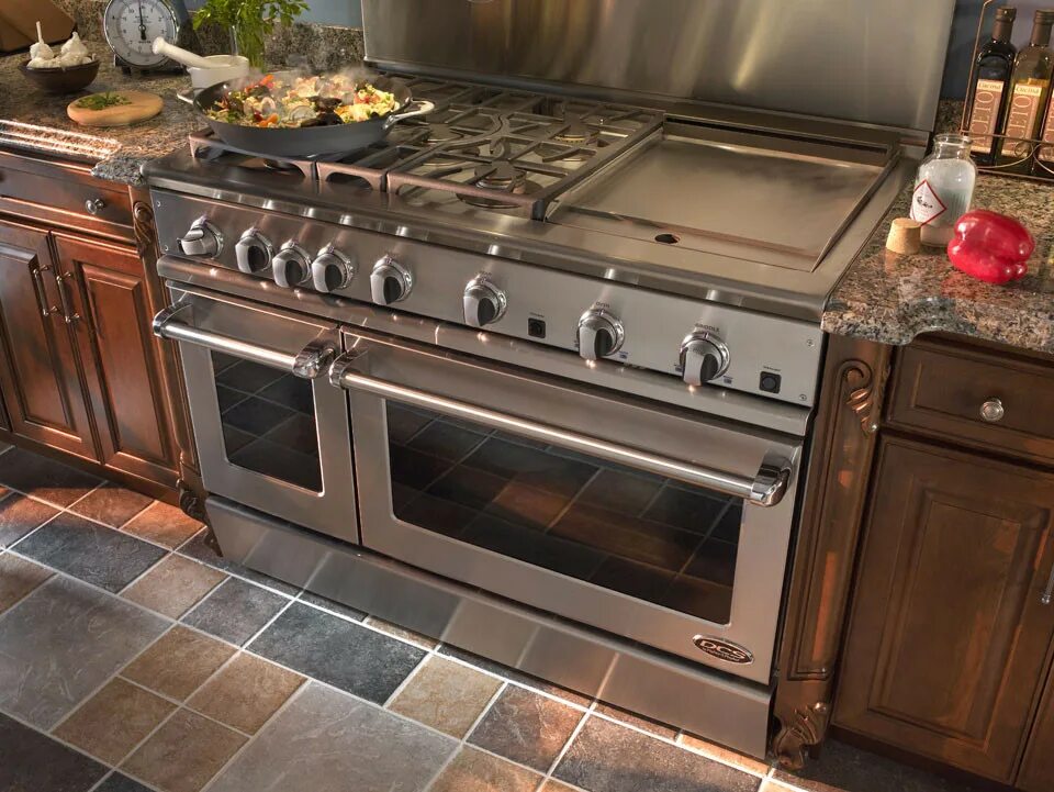 Газовые плиты производители рейтинг лучших. Gas Stove (газовая плита) Бишкек. Газовая плита с духовым шкафом ILVE m127dne3. Газовая печь Stoves. Плитка газовая Electric Gas Kitchen.