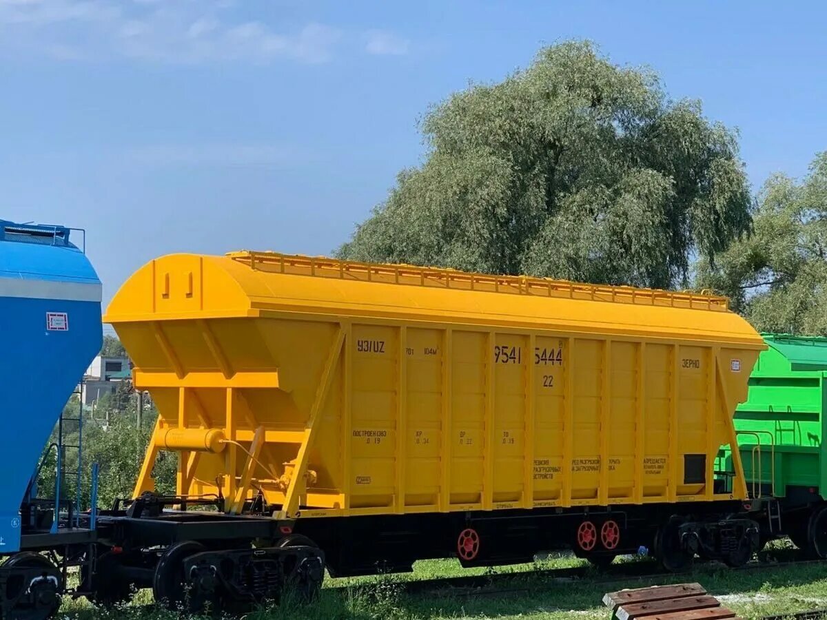 Вагон хоппер зерновоз. Вагон-зерновоз модели 19-752. Вагон хоппер 19-9950. Вагон-хоппер 19-3058. Хоппер минераловоз 19-3054-01.