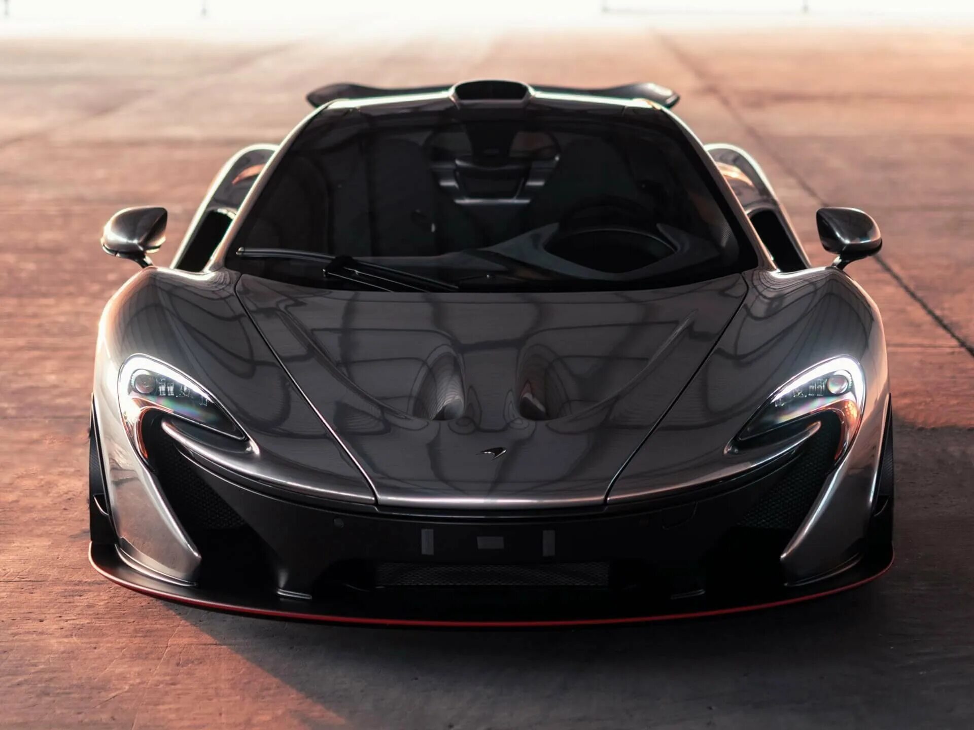 Машина mclaren. Машина MCLAREN p1. Макларен п1. Макларен p1 2020. Maclaren машина p1.