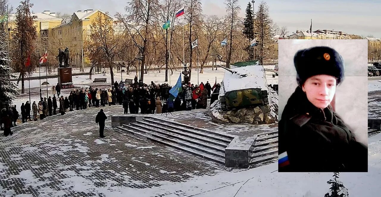 Прощание каменск уральский. Аллея славы Каменск-Уральский. Прощание на аллее славы Каменск Уральский. Аллея погибшим в Каменске-Уральском.