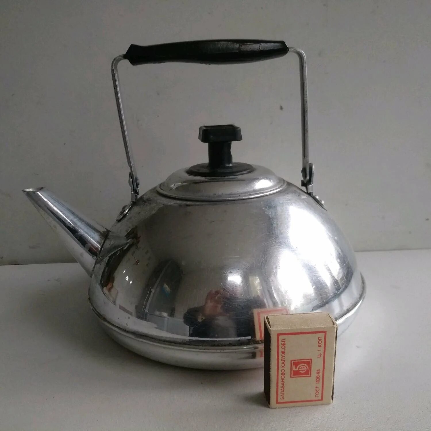 Чайник 60-е СССР. Советский чайник. Советский чайник для газовой плиты. Советский алюминиевый чайник.