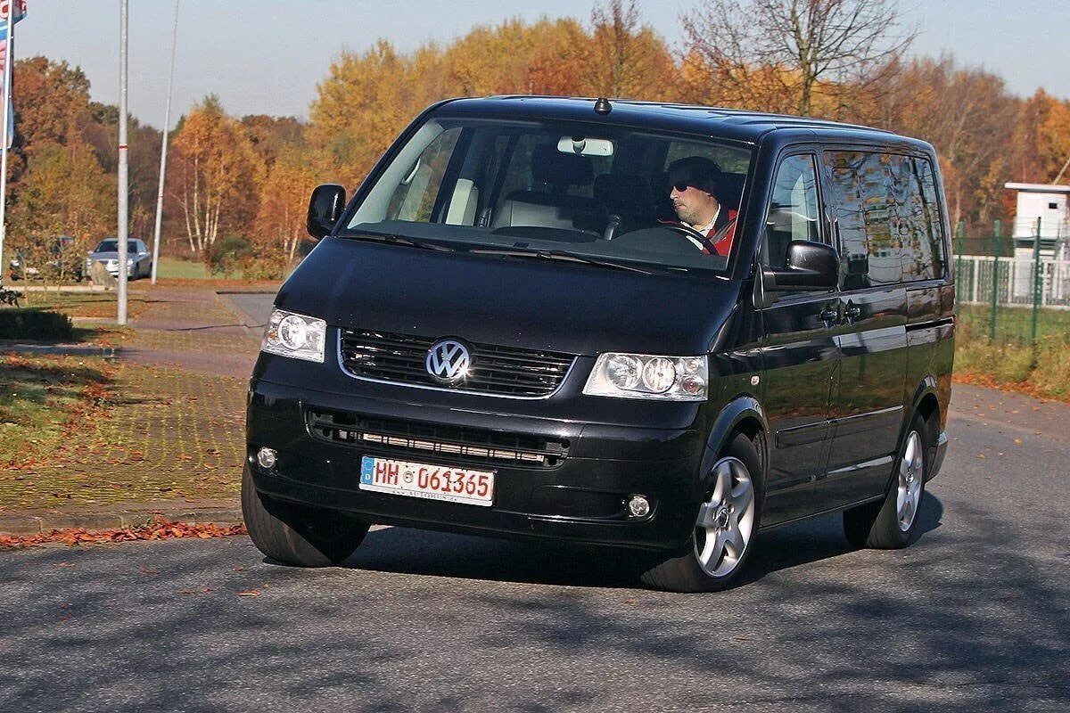 Т5 мультивен 2008. Vw multivan 2008. фольксваген т5 черный. vw t5 2005. фольксваген т5 2005.