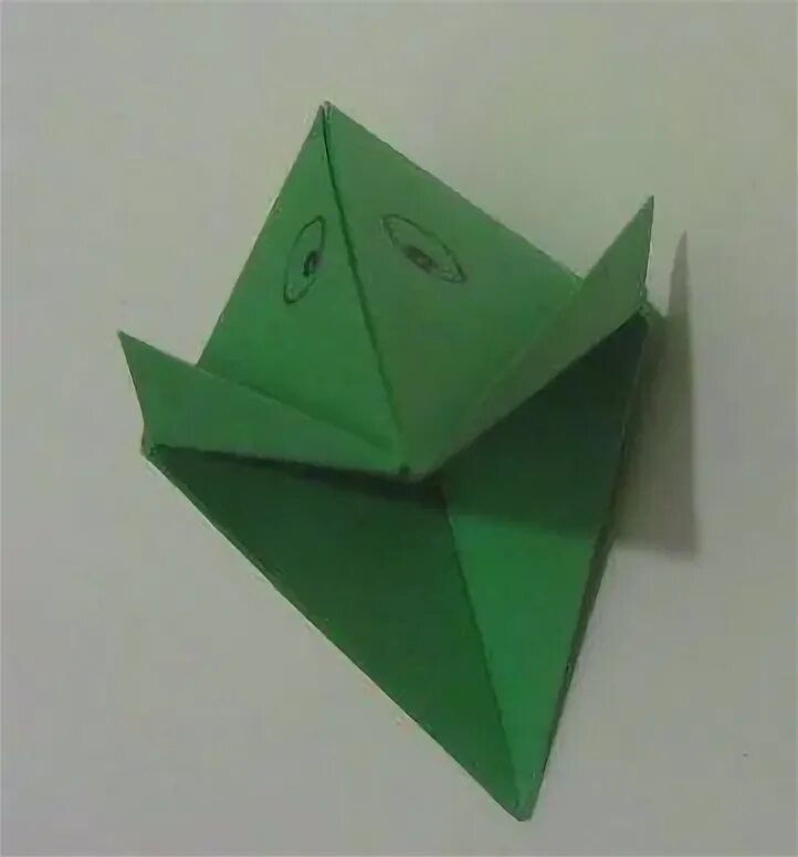 Оригами лягушка из бумаги 2 класс математика. Апюригами гатавы лягушки. Оригами из бумаги лягушка голова. Оригами лягушка квакушка. Оригами квакающая лягушка.