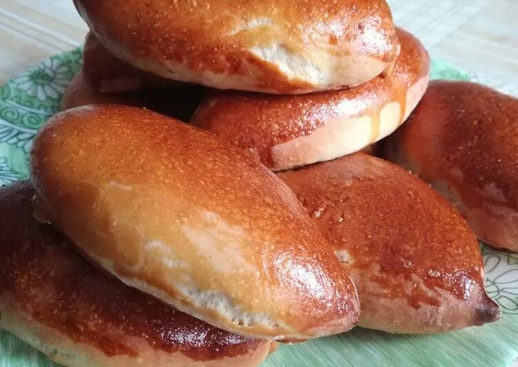 рецепт теста. пуховое дрожжевое тесто для пирогов. дрожжевое тесто на кефире. тесто дрожжевое как пух. рецепт теста как пух на кефире.