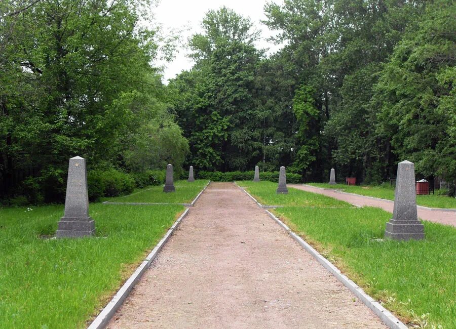 волковское лютеранское кладбище спб. братские могилы на волковском кладбище. сайт волковского кладбища. дунькина горка на волковском кладбище. братские могилы лютеранское волковское кладбище.